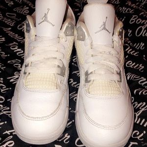 Jordan 4 pure platinum